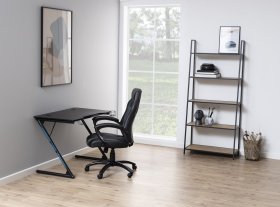 Knižnica Senito, čierna a dub, interiér