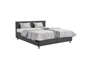 Dvojlôžko Oregon v rozmere 180x200 cm, v poťahu Malmö New 95, s prikrývkou a vankúšikmi v poťahu Liva 8