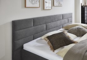 Rodinná posteľ Family bed v rozmere 280x220 cm, v poťahu Crown 18 DK. Grey, detail čela