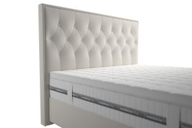 Boxspring Padmé v rozmere 180x200 cm, v poťahu Trinity 1, detail čela